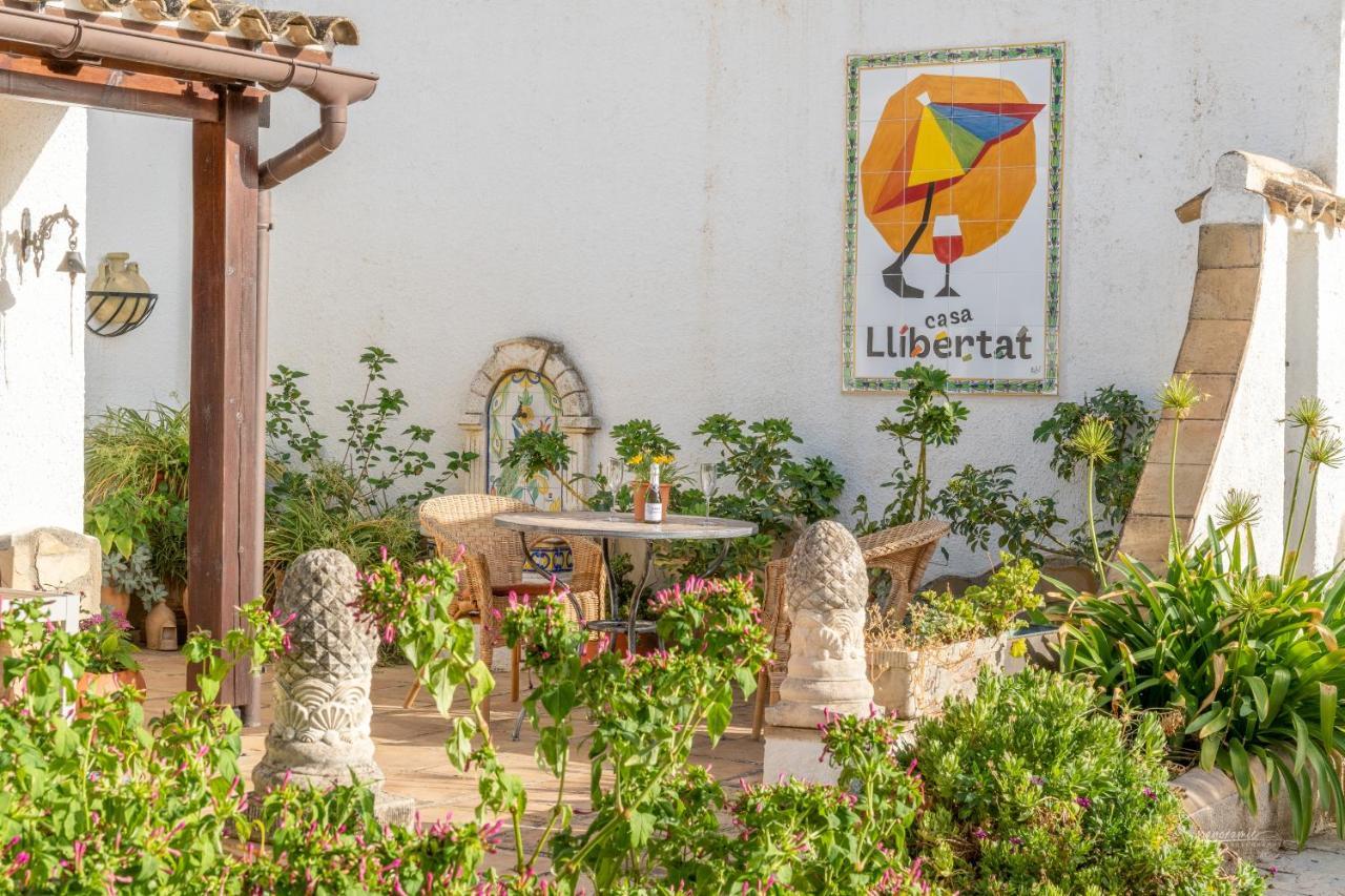 Casa Llibertat Boutique With Nocleg ze śniadaniem Lliber